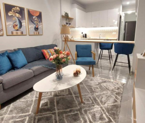 Delta-Central Elegant Apartment by Optimum Link